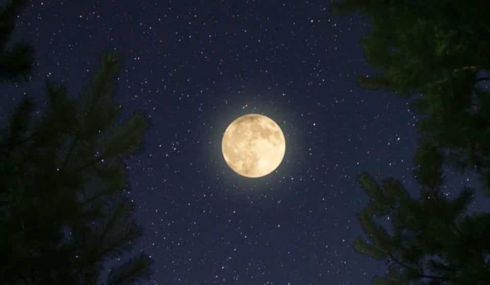 Une incroyable « Super Lune du Tonnerre » va éclairer le ciel marseillais ce mercredi soir !